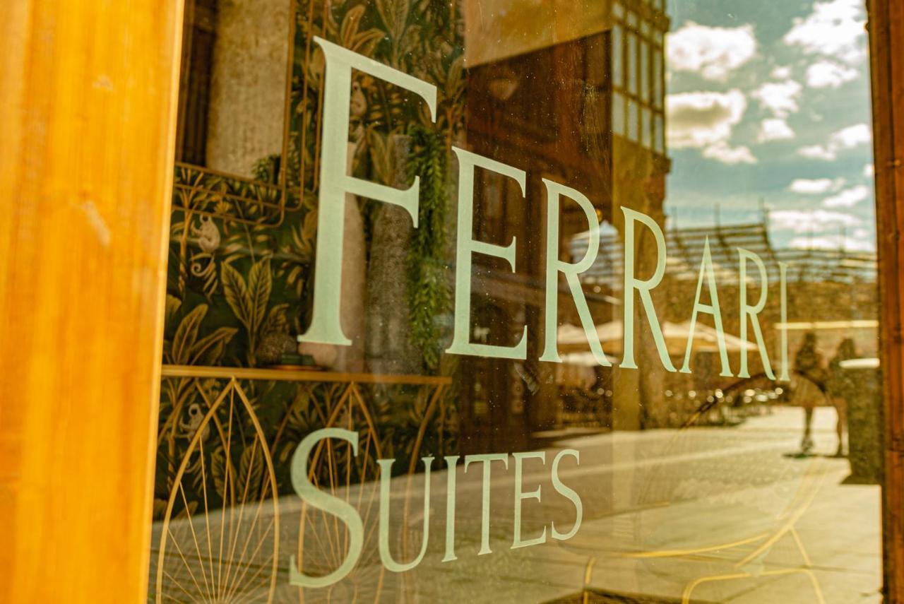 Ferrari Suites Valladolid Exterior foto